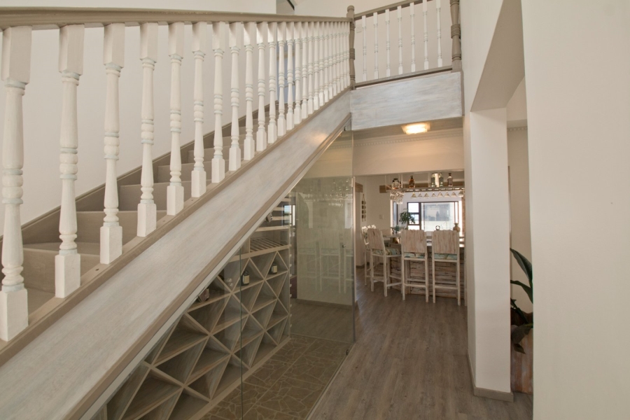 4 Bedroom Property for Sale in Outeniqua Strand Western Cape